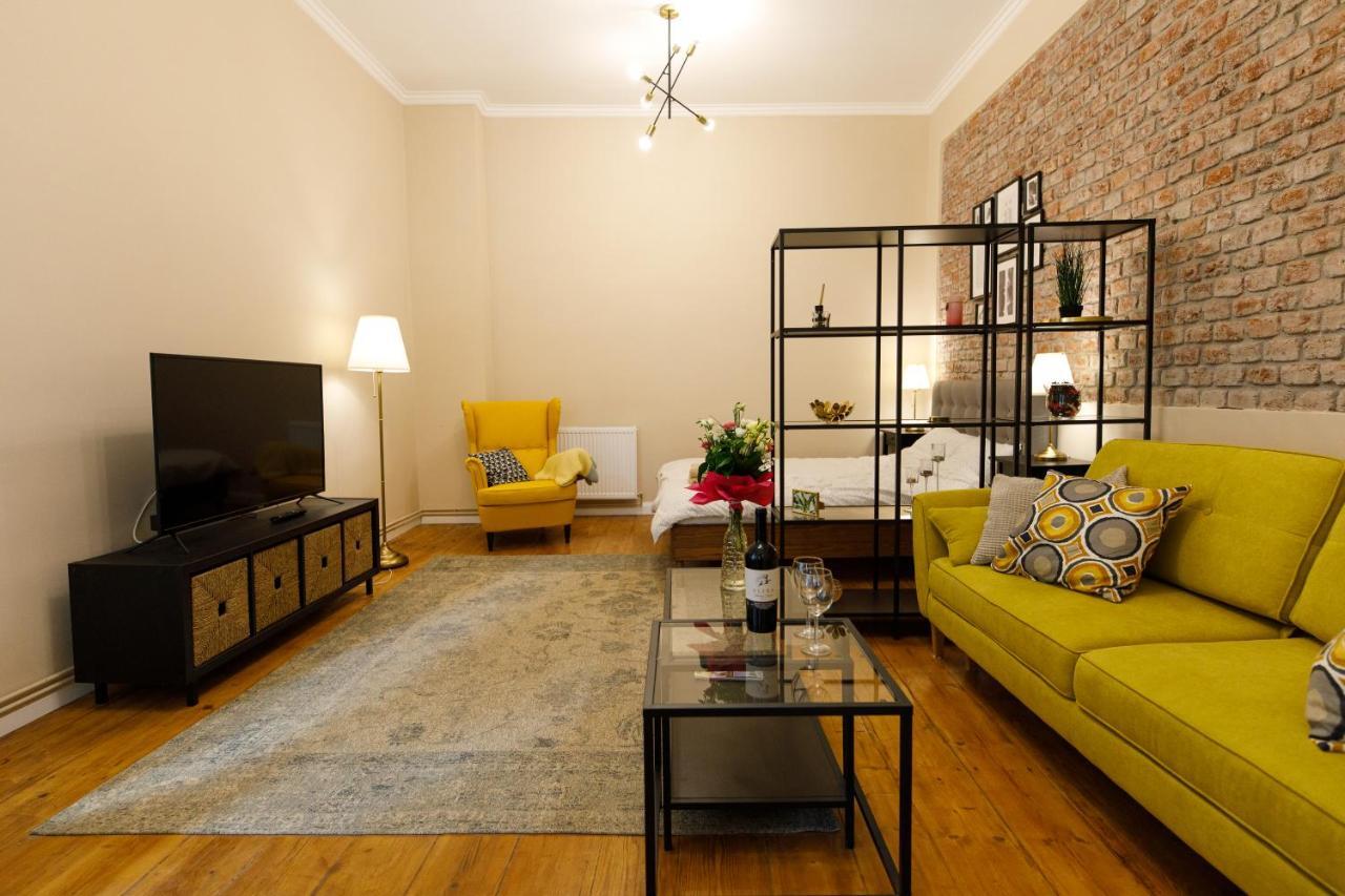 Stylish Flat In The Heart Of Historical Center Apartment Timisoara Exterior photo